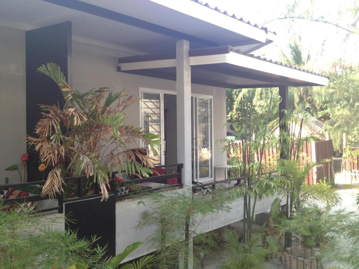 Phangan Cove Beach Resort Srithanu Bilik gambar
