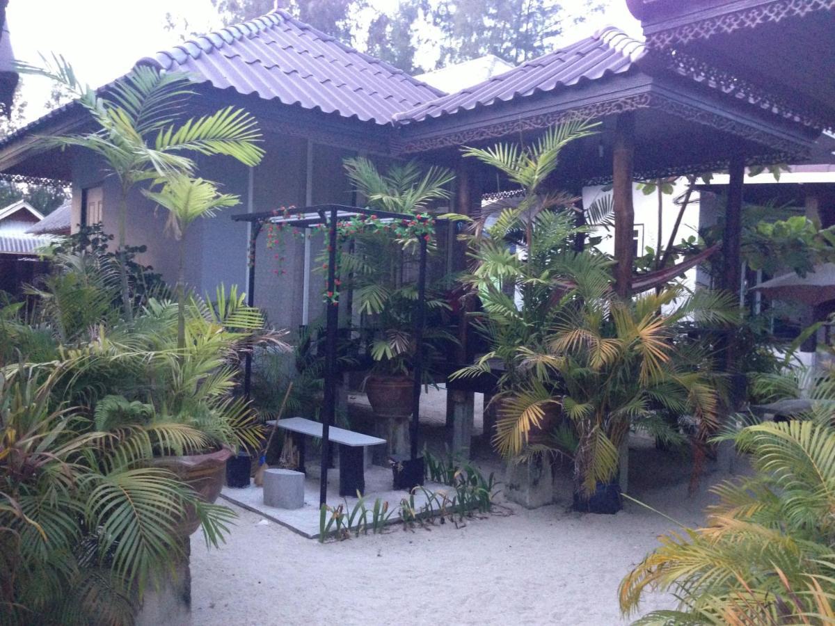 Phangan Cove Beach Resort Srithanu Bilik gambar